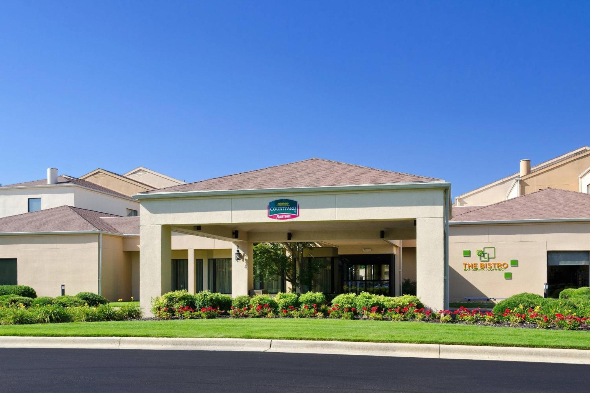 Courtyard By Marriott Huntsville University Drive Bagian luar foto